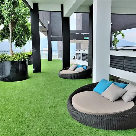 Urban Simplicity Suite, 5 Pax, 2 Car Parks At Urban Suites Georgetown By Superstay Jelutong Exterior photo